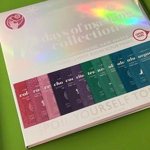 NWT 12 days of beauty masking!!